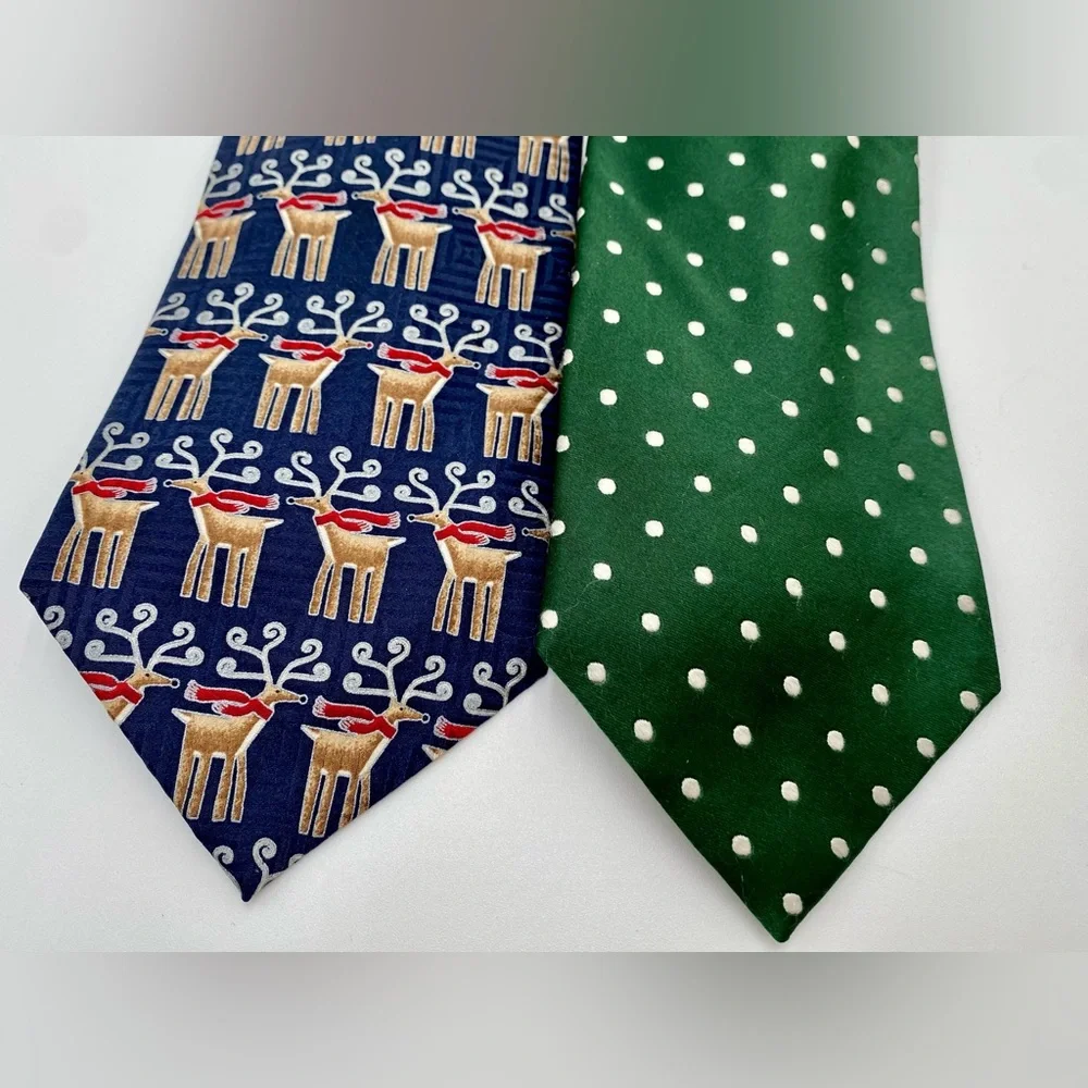 6 Men‎ Christmas Holiday Ties Reindeer, Santa Gingerbread men